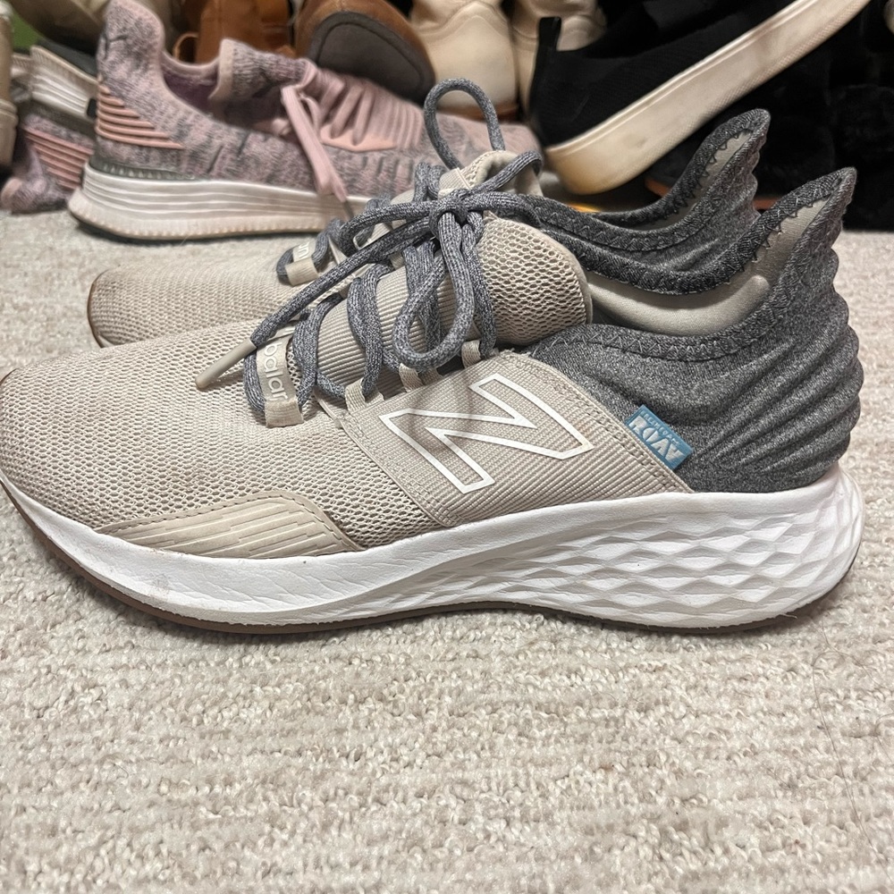 New Balance Tennis Shoes